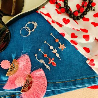 😍 Užite si prvé slnečné dni s krásnym bruškom s piercingom od Stella Šperky Eshop🌞 🌊 🌴 ⛱ #piercingdobrucha...